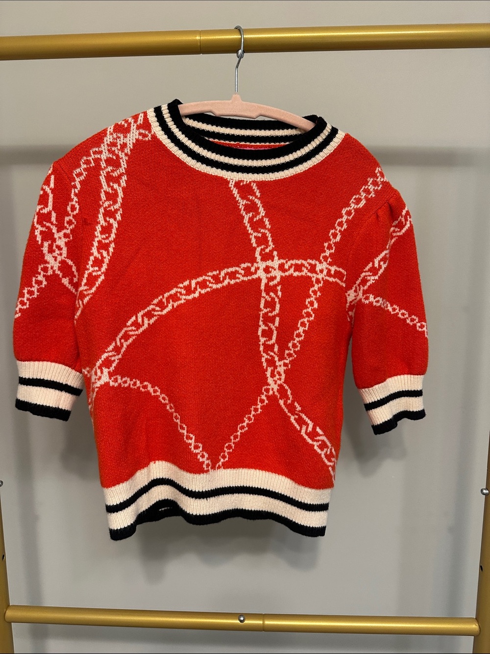 THML Red Chain-Pattern Short-Sleeve Crew Sweater with Black & Cream Trim